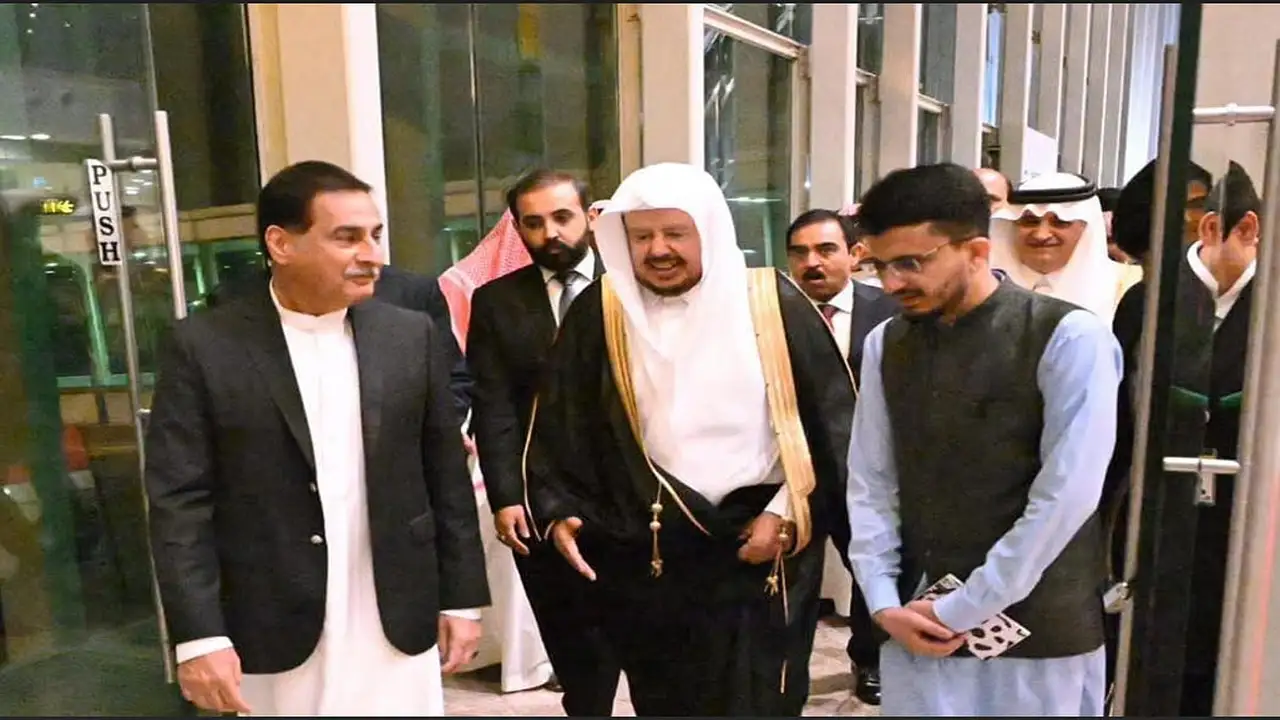 رئيس مجلس الشورى في باكستان لبحث تعزيز العلاقات الثنائية وآفاق التعاون المشترك